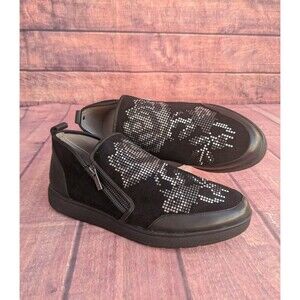 Donald Pliner Blk Suede Silver Rose Studded Whimsygoth Witchy Shoe11M